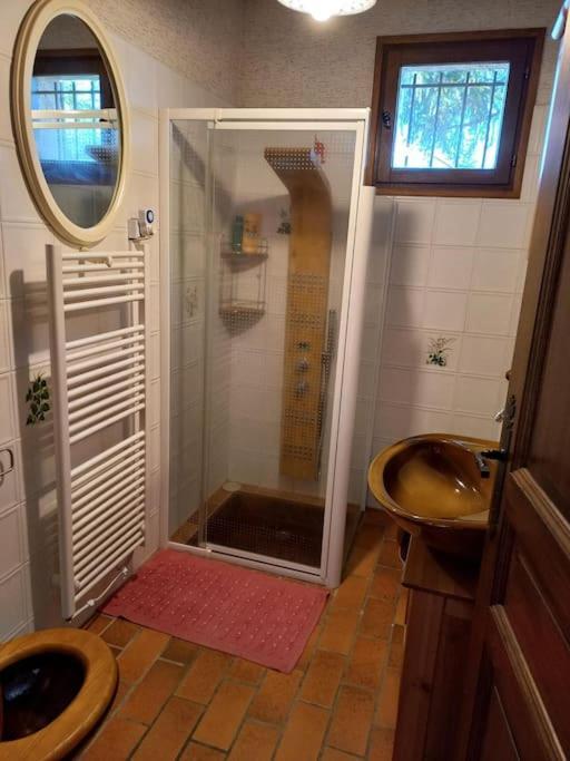 Bas De Villa, 2 Terrasses, Piscine, Spa, Sauna... Neffes Eksteriør billede